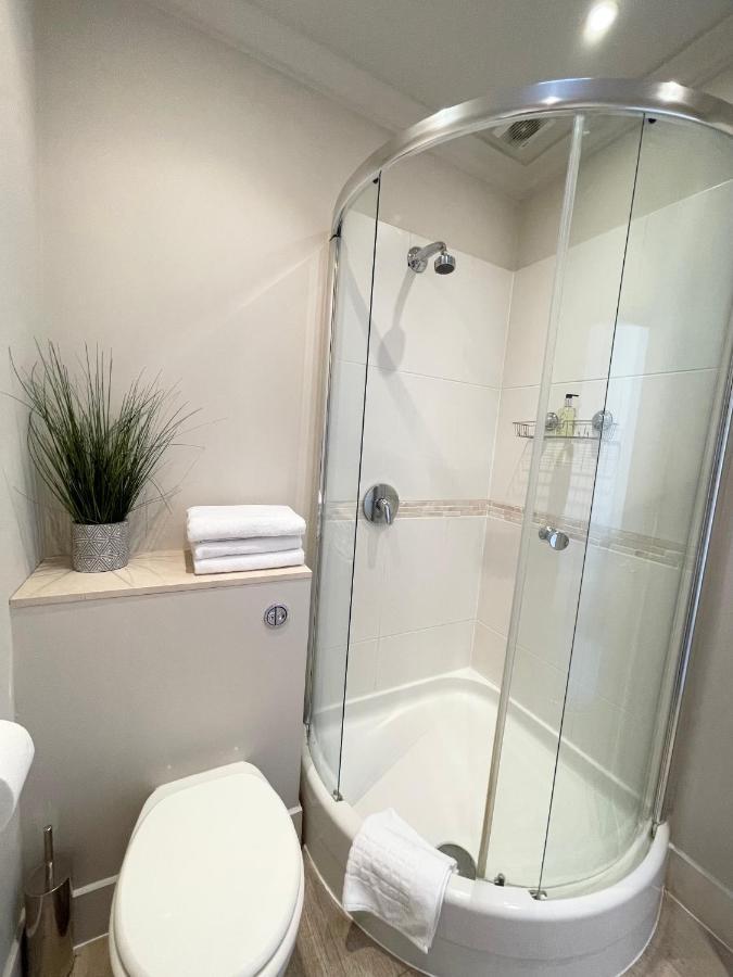 Victoria Maisonette Apartment London Bagian luar foto